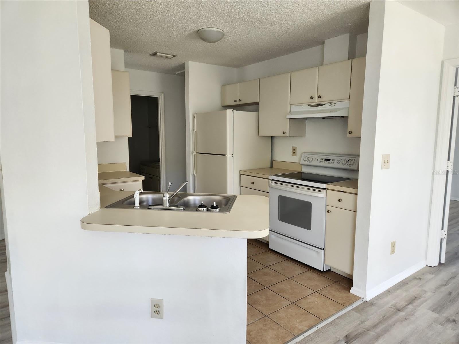 9522 ACE Road – photo 4