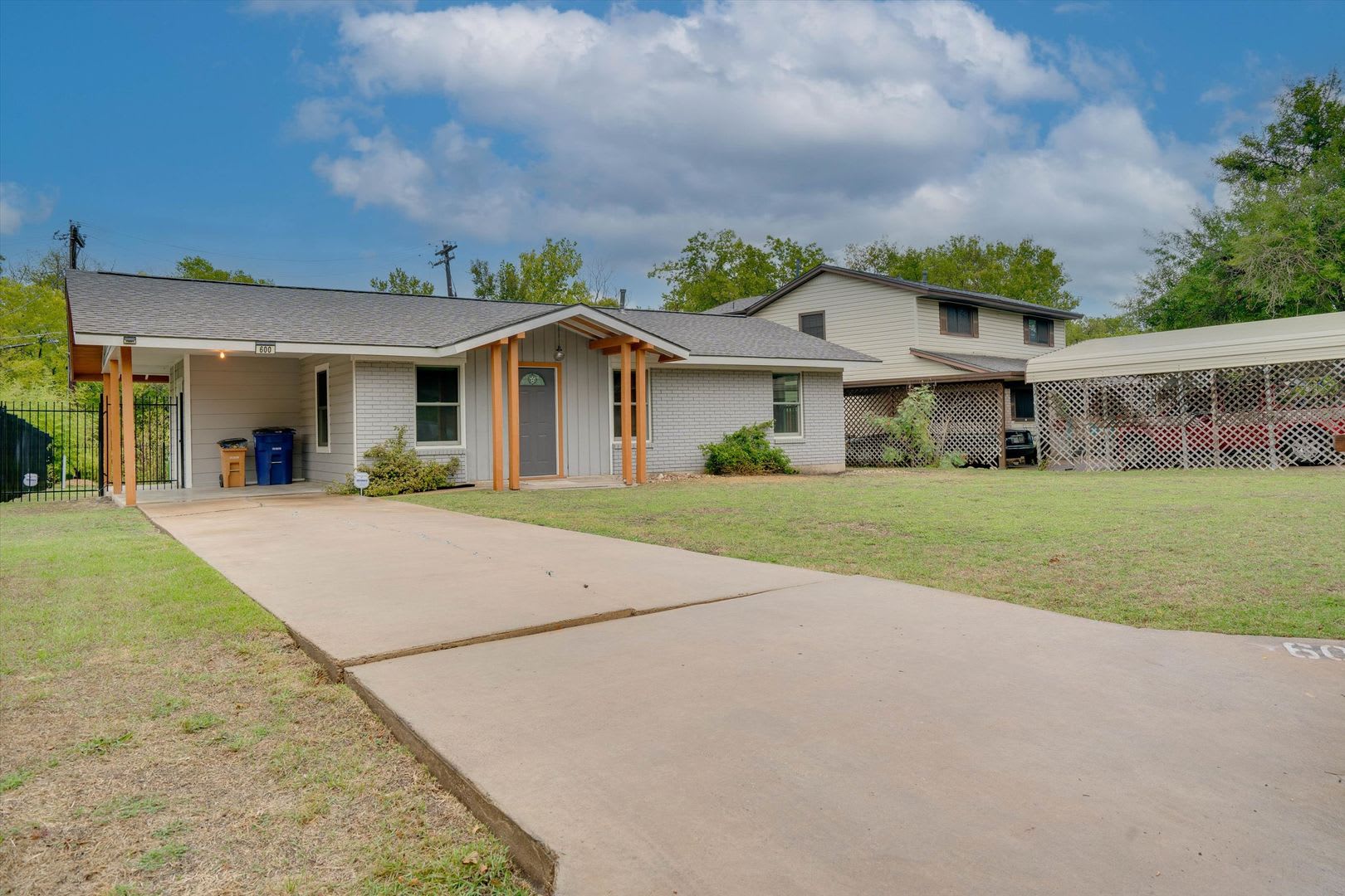 600 Bramble Drive Austin, TX 78745 – photo 2