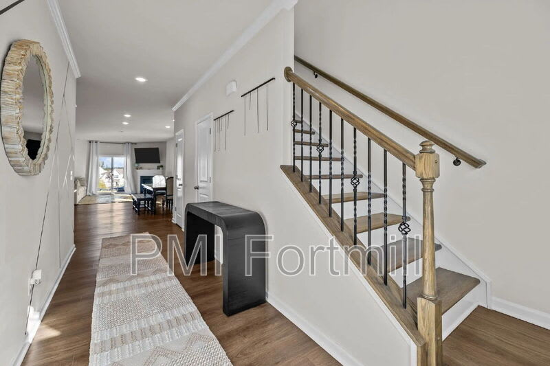 18045 Stark Way – photo 3
