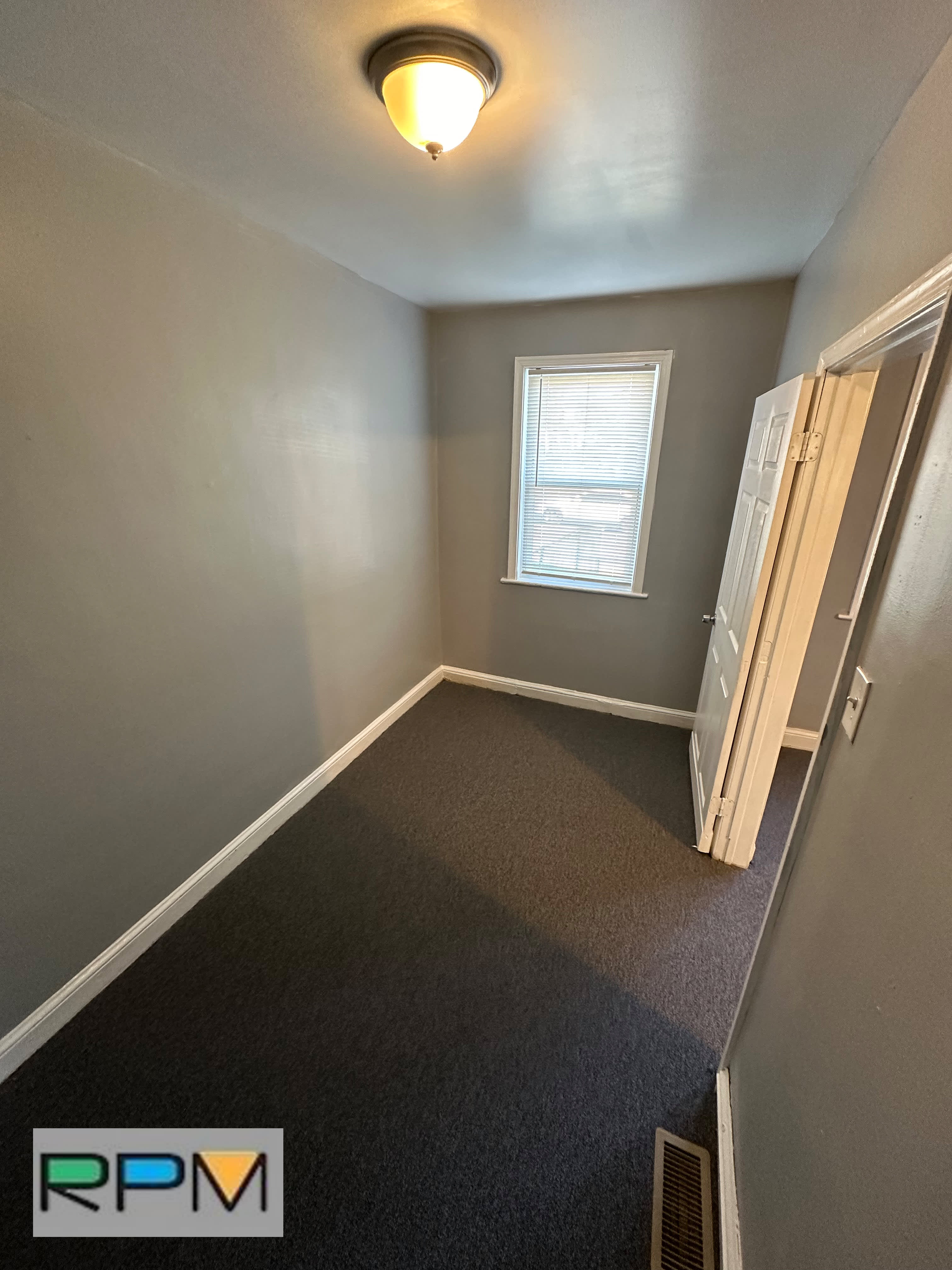 3703 W Franklin St – photo 4
