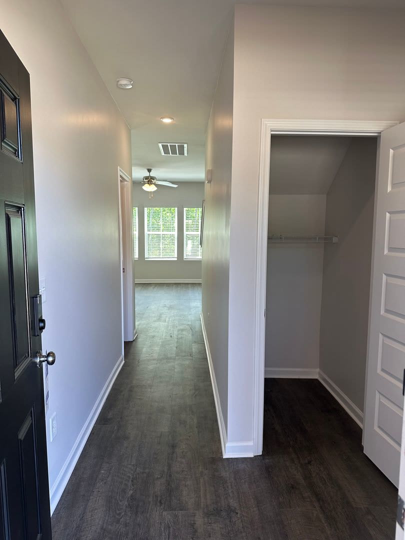 Pre-Leasing Now! Discover This Beautiful 3-Bedroom, 2.5-Bath Home in Cullman – photo 4