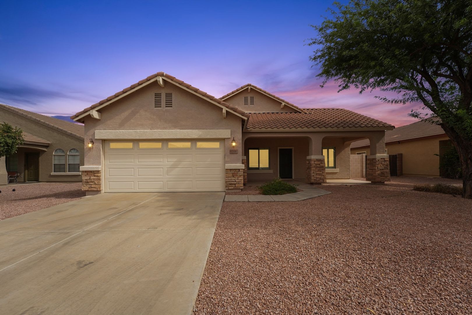 Spacious 4Br House In Gilbert – photo 1