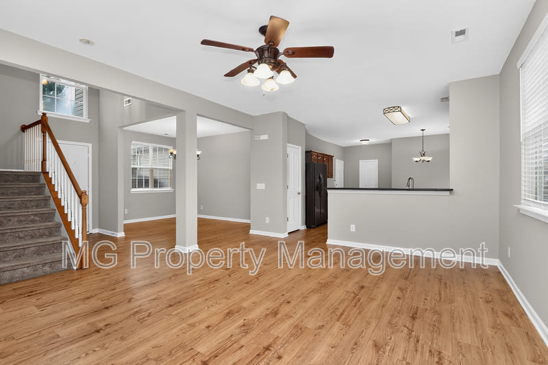 16223 Circlegreen Drive – photo 4
