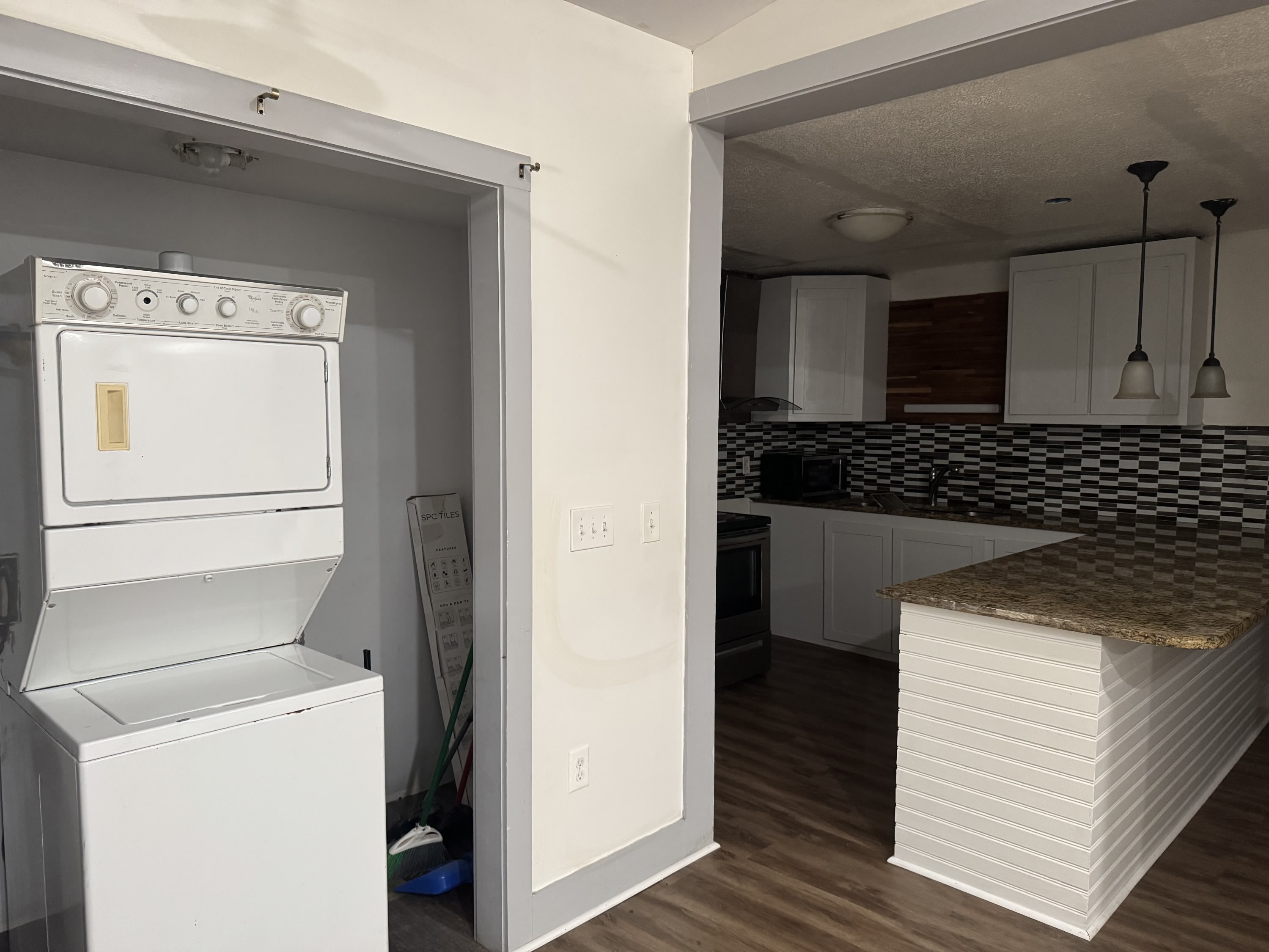 3712 West 22nd Plaza – photo 3
