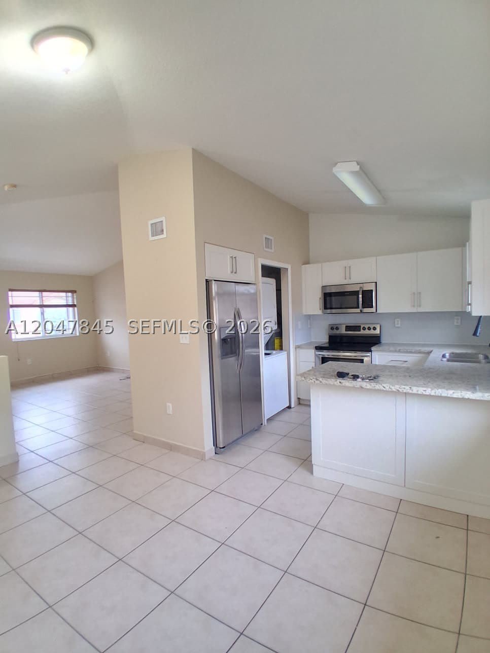 17318 NW 74th Ave – photo 5