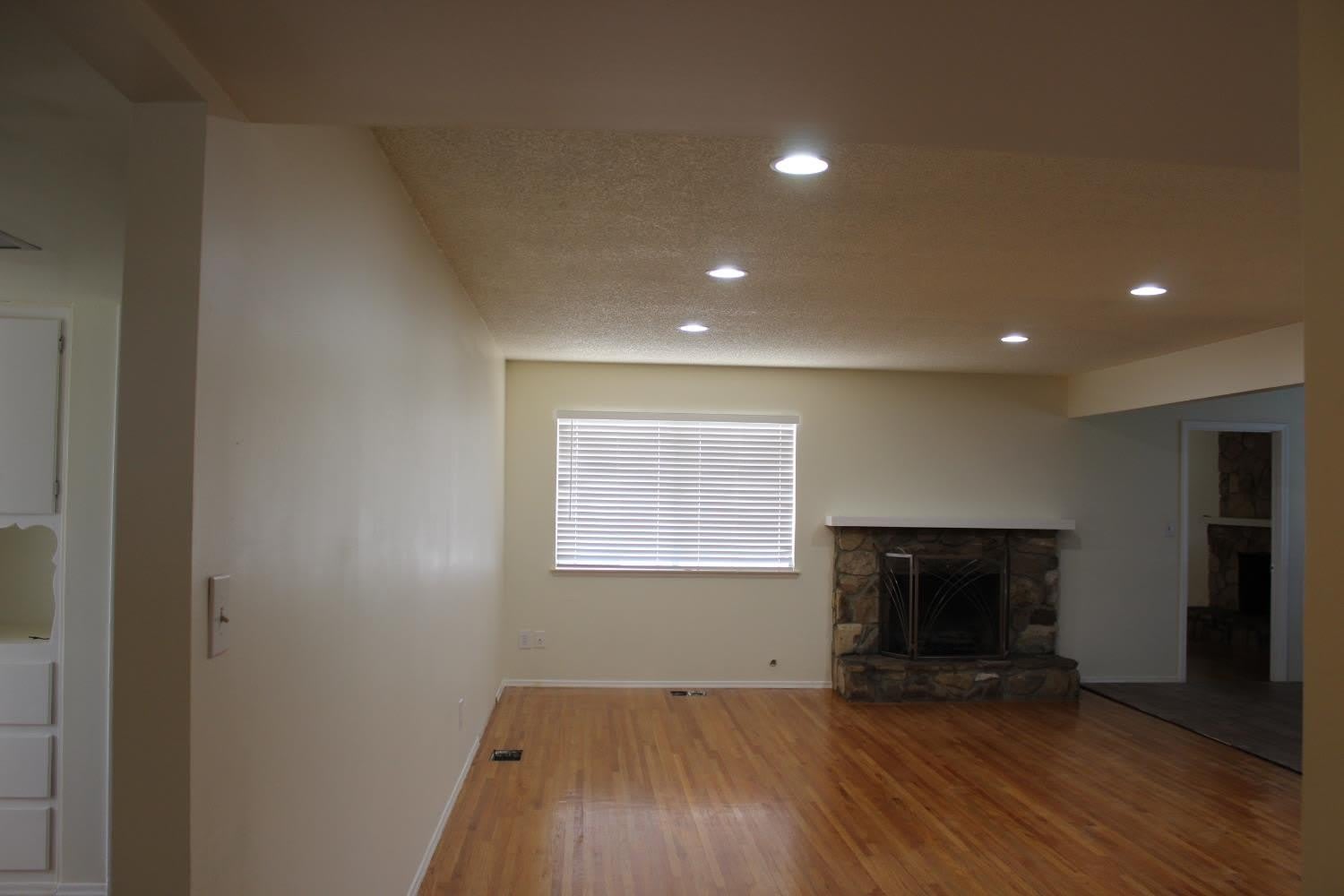 1996 N 11th Avenue – photo 3