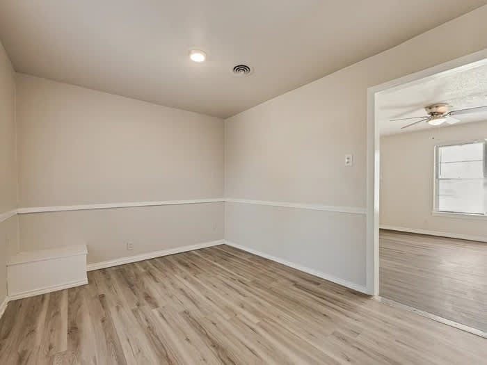 165 Eisenhower Boulevard – photo 5