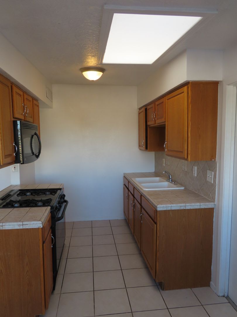 10052 KENWORTHY – photo 5
