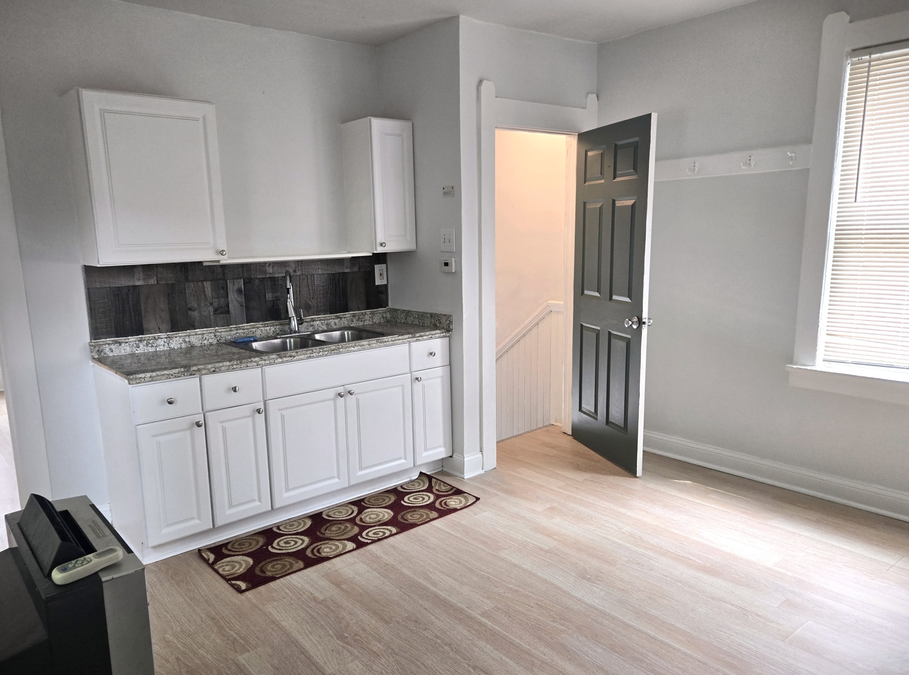 1924 East 123rd Street – photo 3