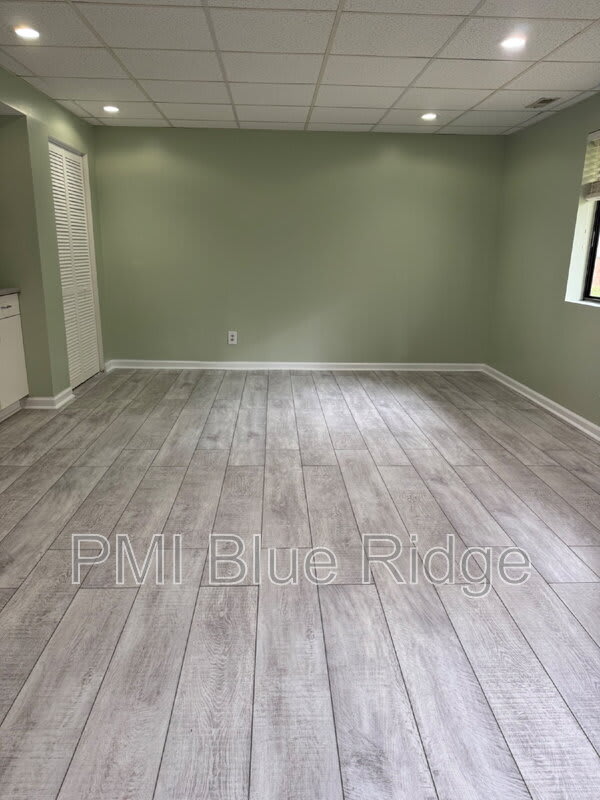 23 Surrey Run Drive – photo 2