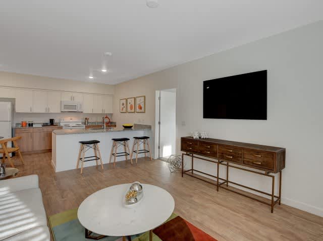 Showboat Park Apartments – photo 4