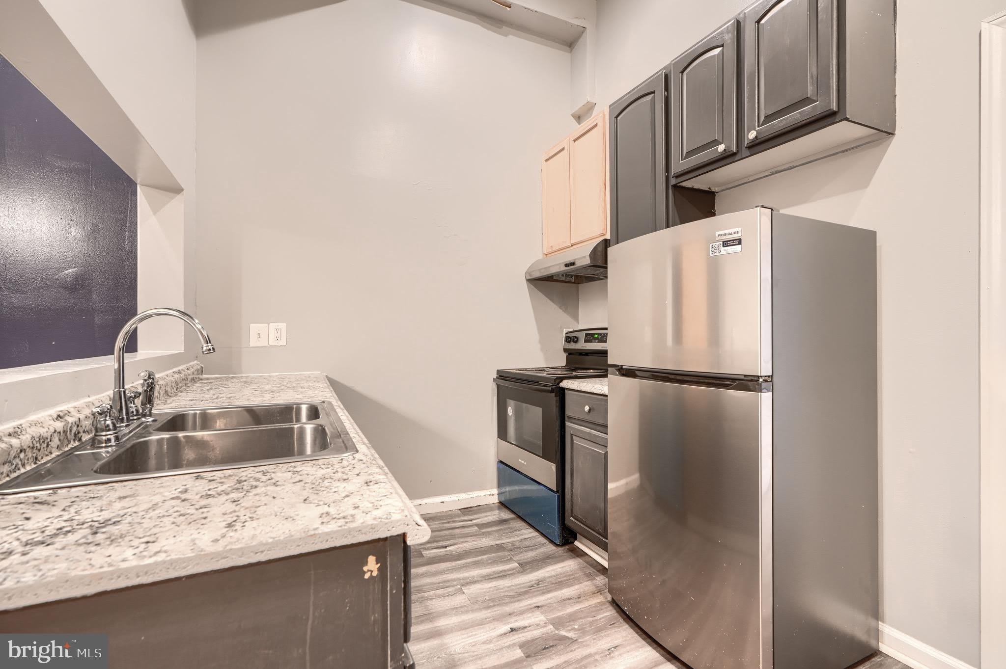 1524 MADISON Avenue – photo 2