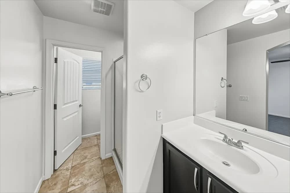 1371 S Ponderosa Dr – photo 2