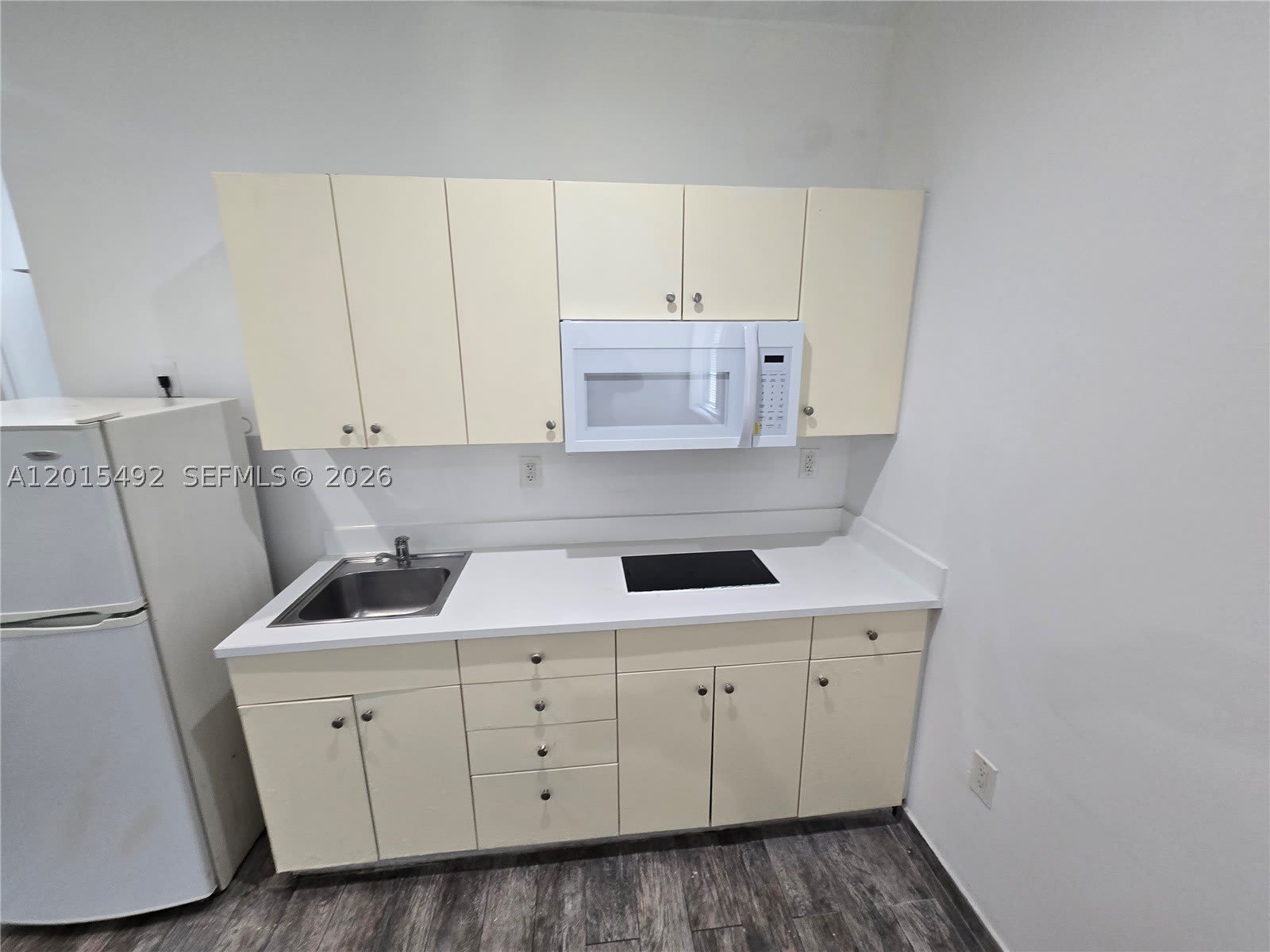 1345 Pennsylvania Ave – photo 1