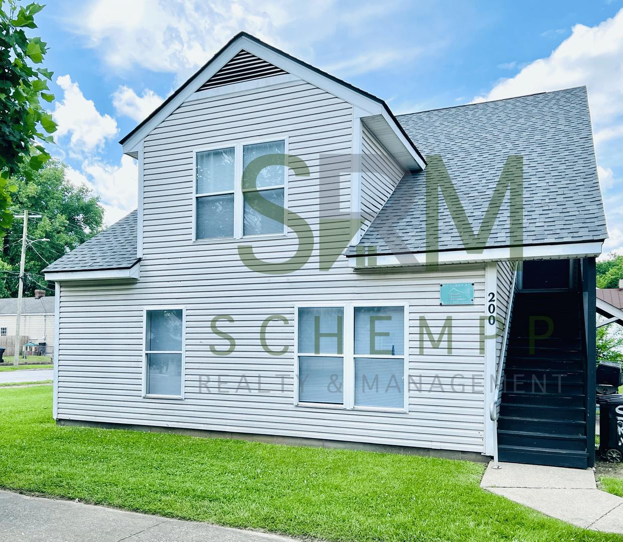 Updated 2 bedroom apartment in Portland-Section 8 accepted *$200 Amazon Gift Card at Lease Signing!* – photo 1