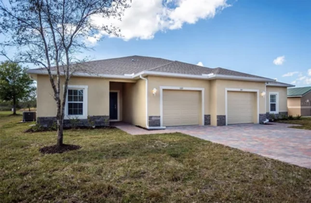 1105 San Cristobal Avenue – photo 2