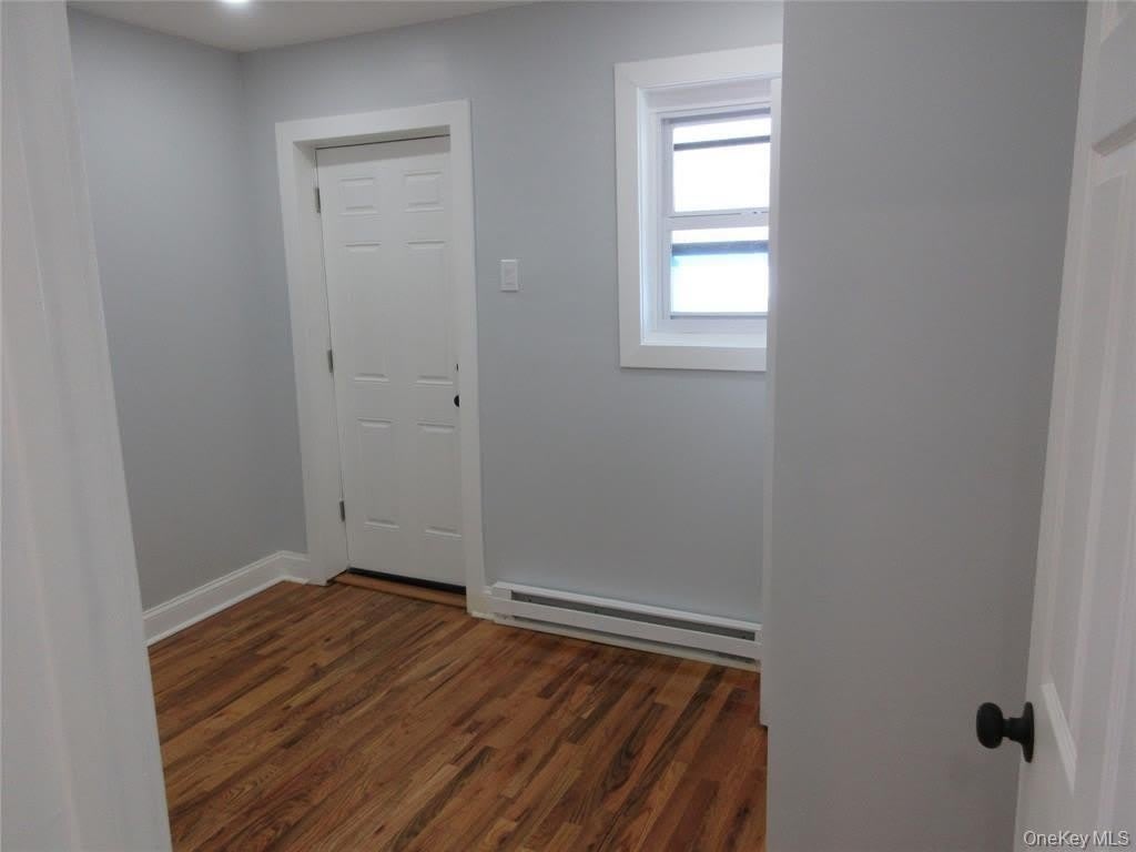 949 E 213Th Street – photo 4