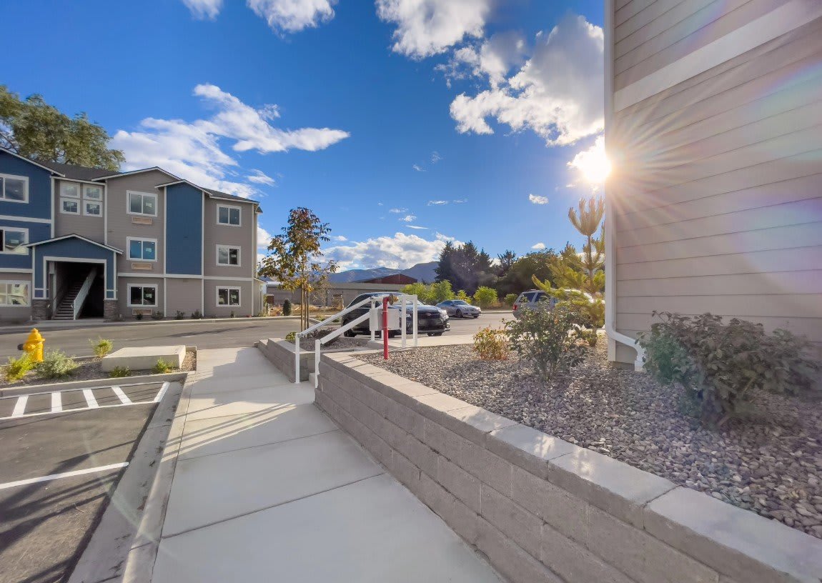 Deer Haven Apartments – photo 2