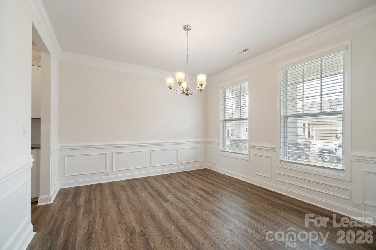 1024 Arbury Way – photo 3