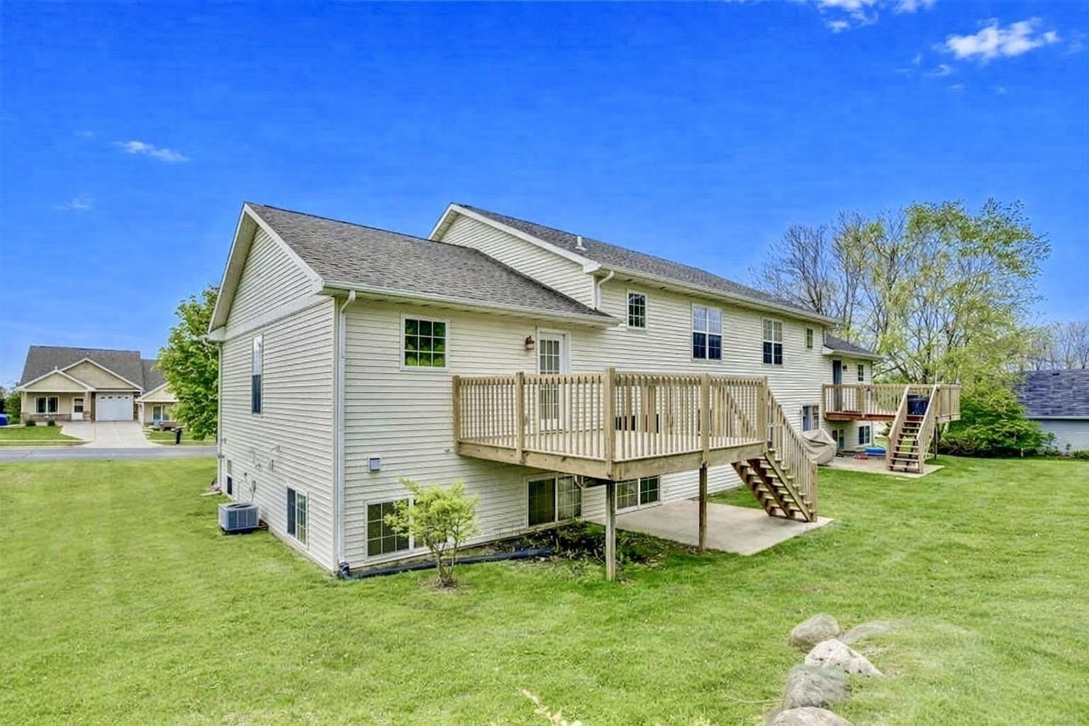 1002 Severson Drive – photo 2