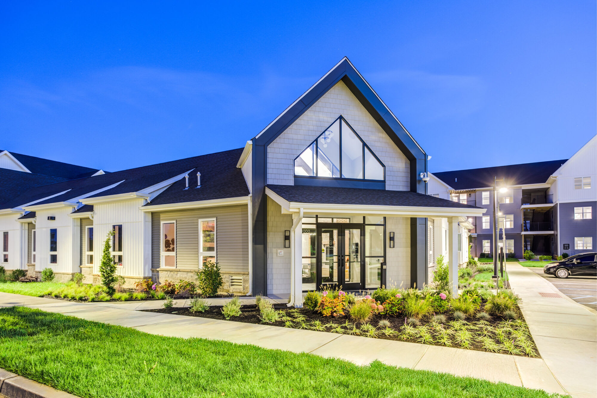 J Centra Burlington – photo 3