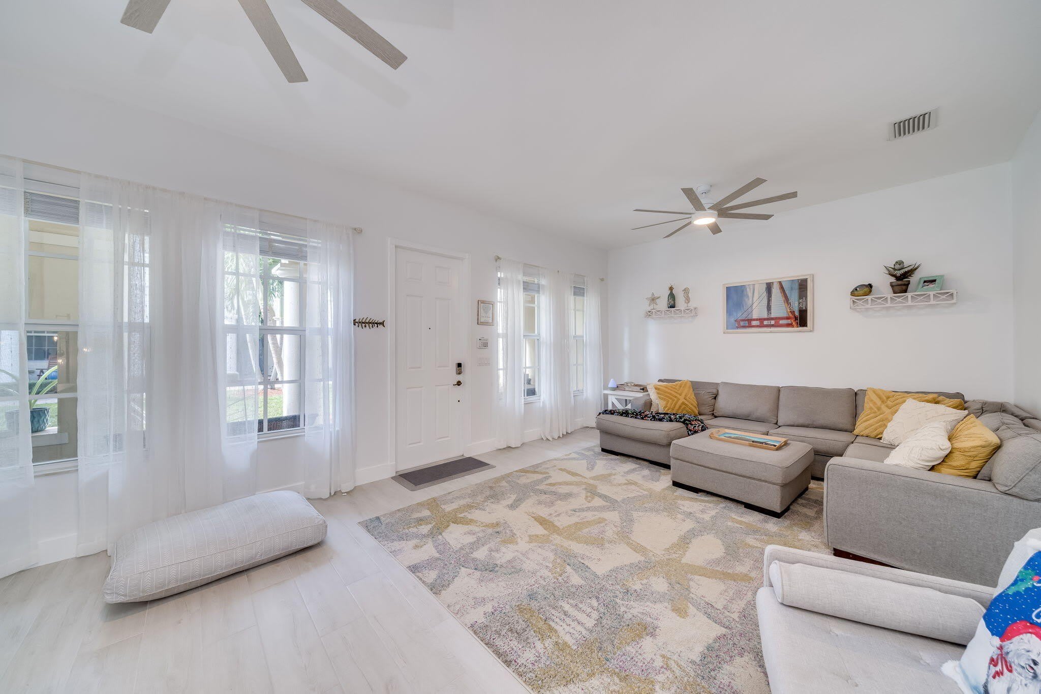 8335 NW 7th Terrace – photo 5