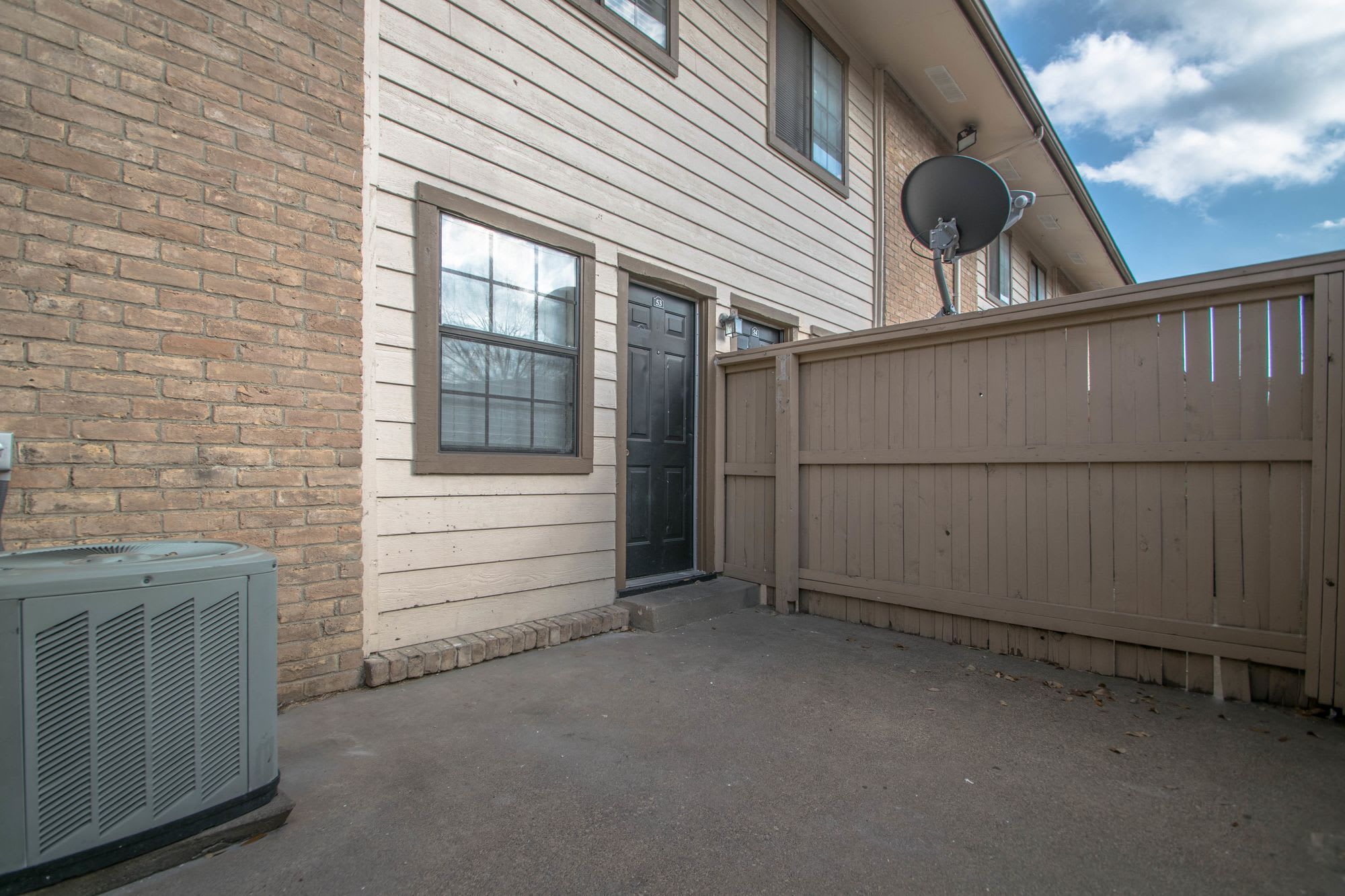 Huntington Townhomes – photo 3