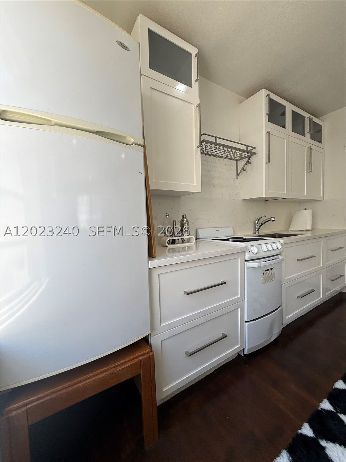 723 2nd St – photo 2