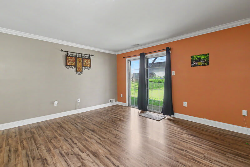 704 E Parker St – photo 3