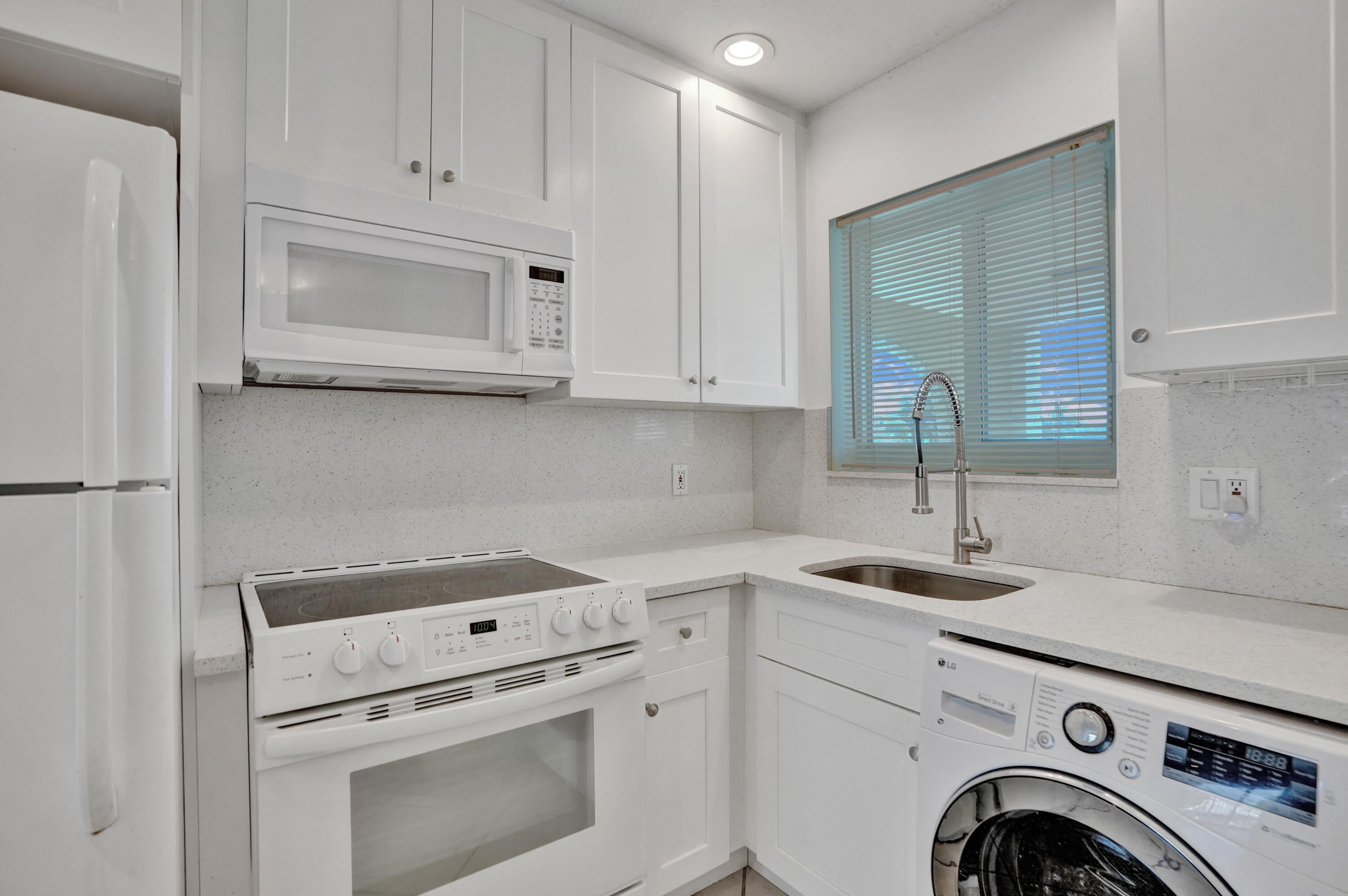 2311 NE 36th Street – photo 5