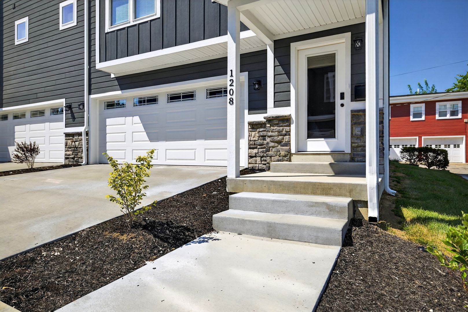 1120 N College Ave – photo 2