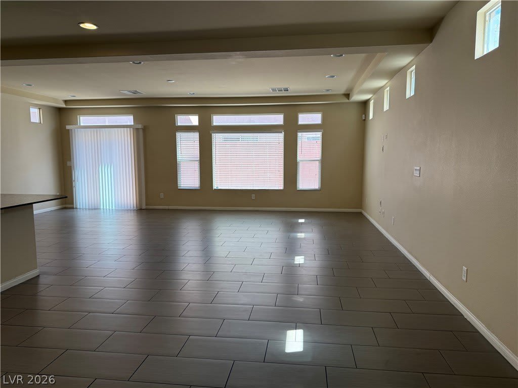 6083 CROWN PALMS Avenue – photo 5
