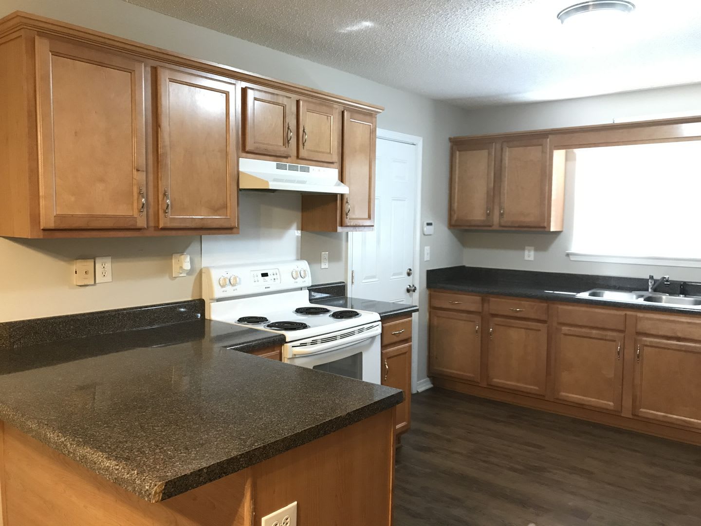 3 Bedroom Home in a Great Daphne Neighborhood – photo 4