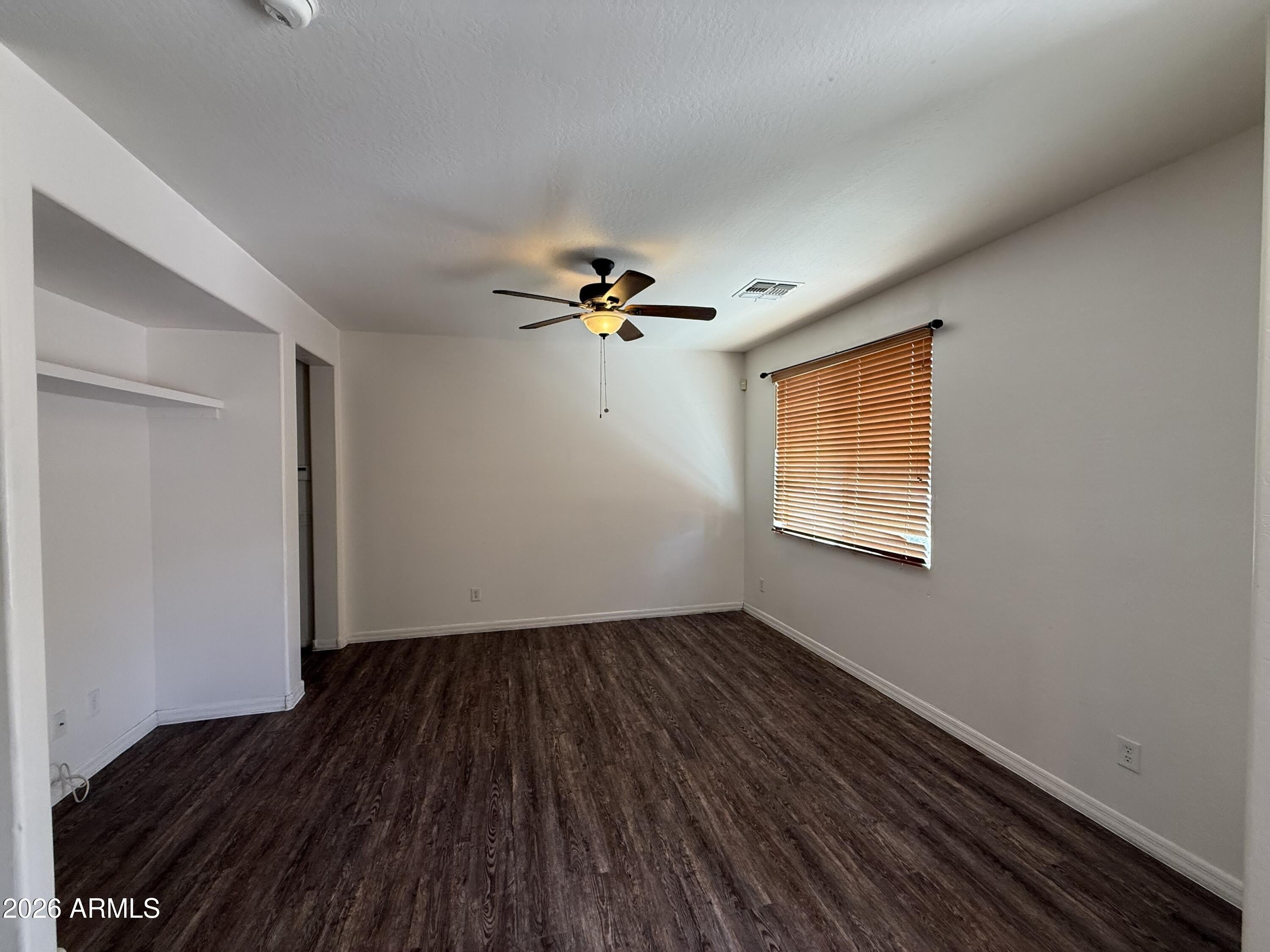 1670 E ELGIN Street – photo 4