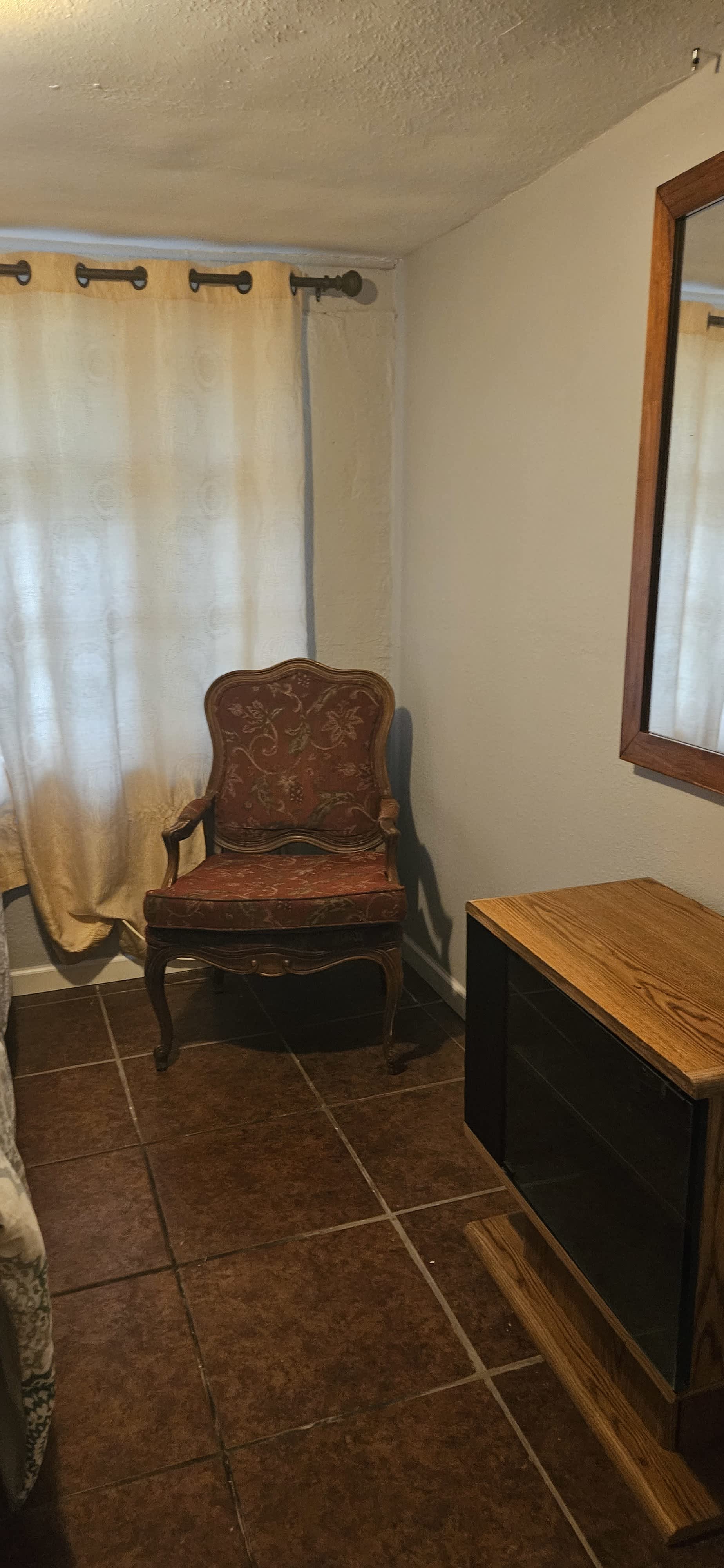 1004 Mcnamee Street – photo 4