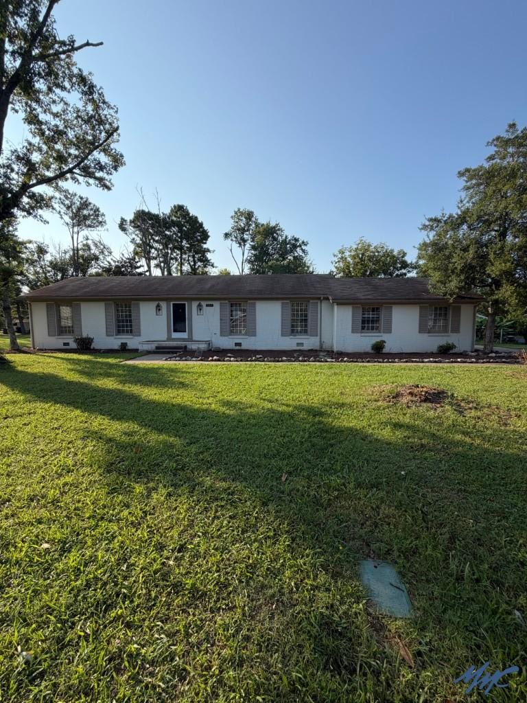 1600 Parklawn Dr. – photo 1