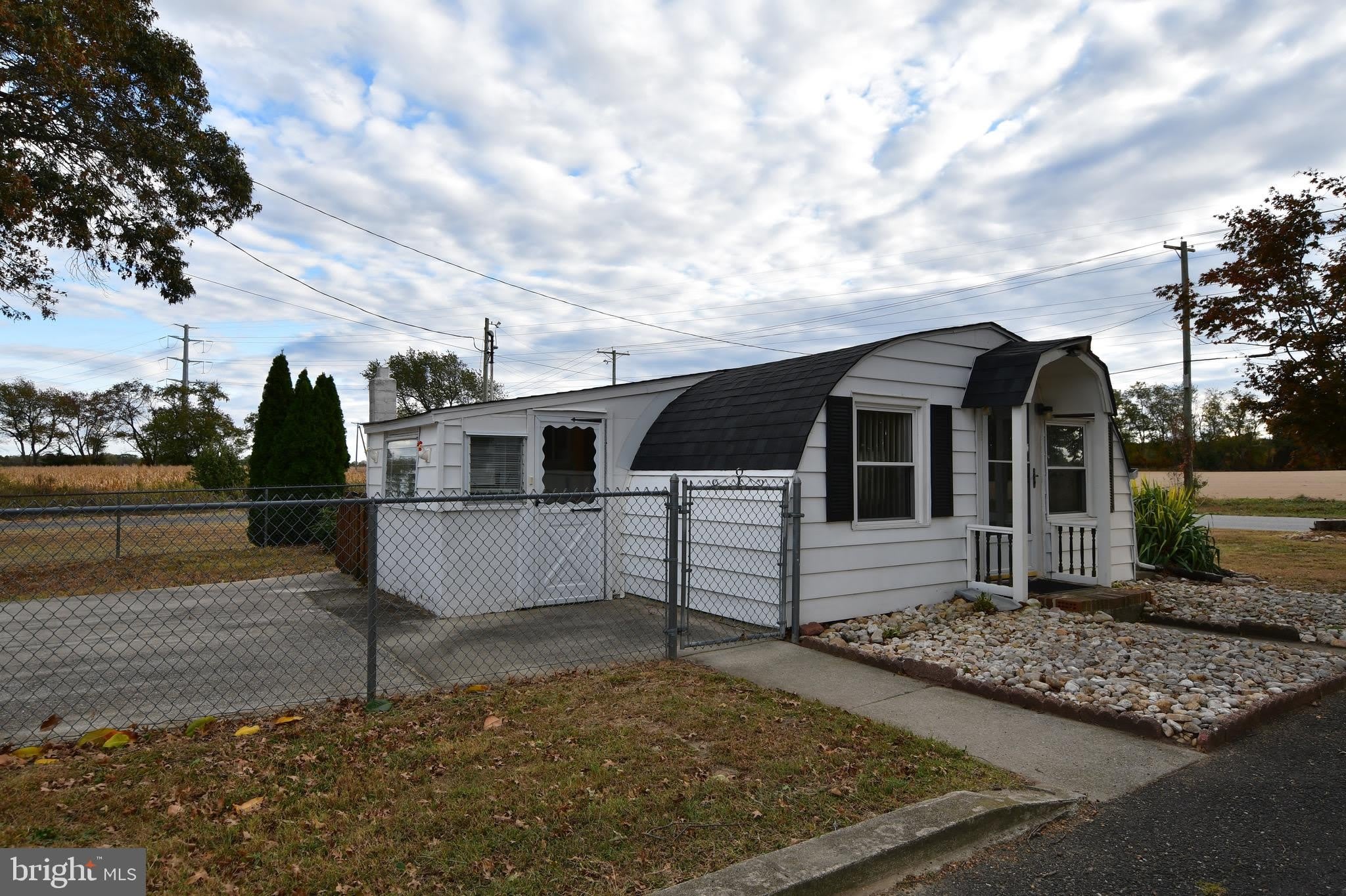 50 PALATINE Road – photo 4