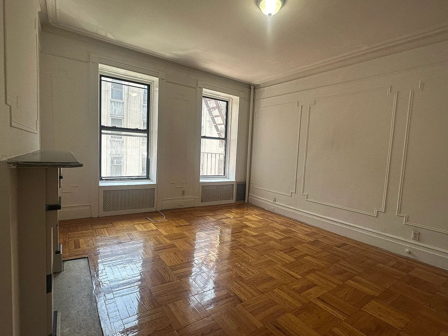 309 W 54th St Apt 3A – photo 3
