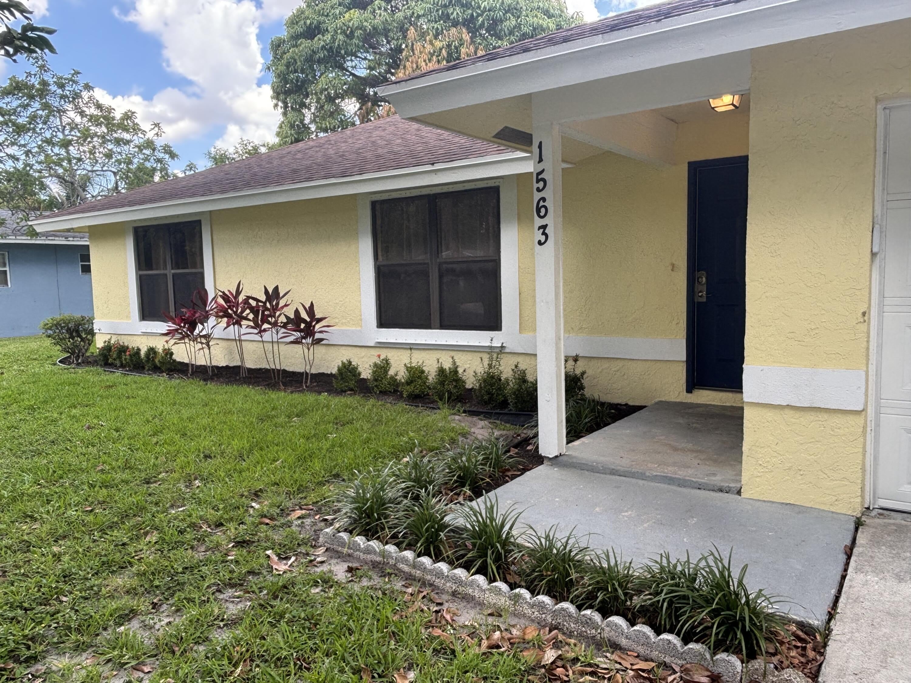 1563 40th Street – photo 3