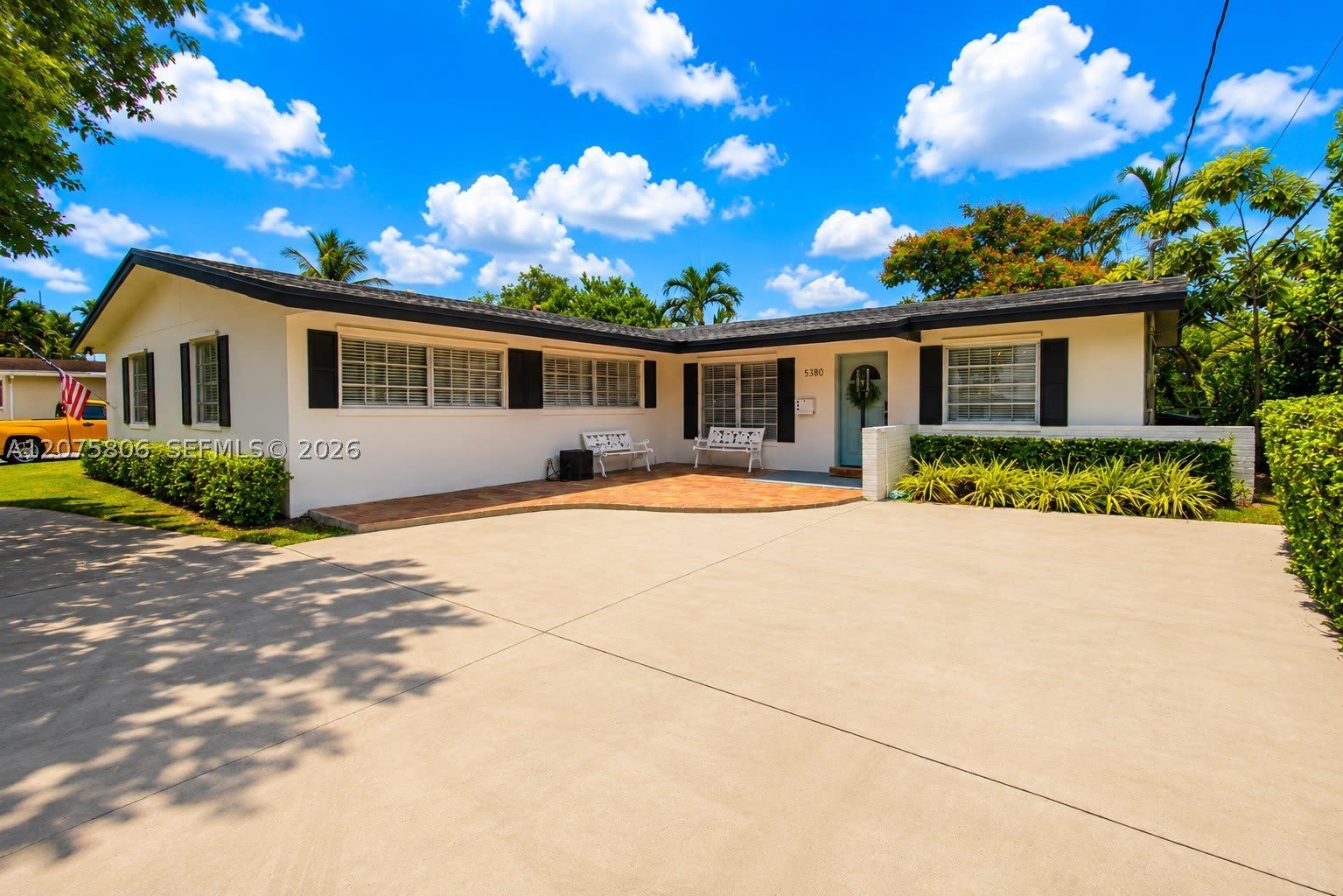 5380 SW 92nd Ave – photo 3