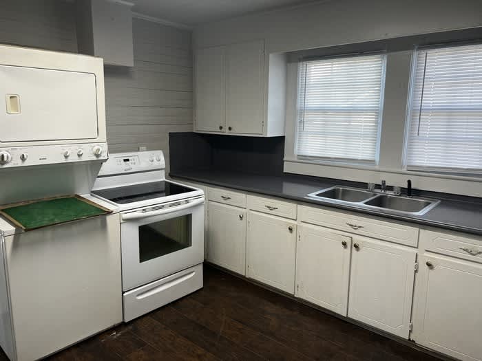 401 West 22nd Street – photo 4