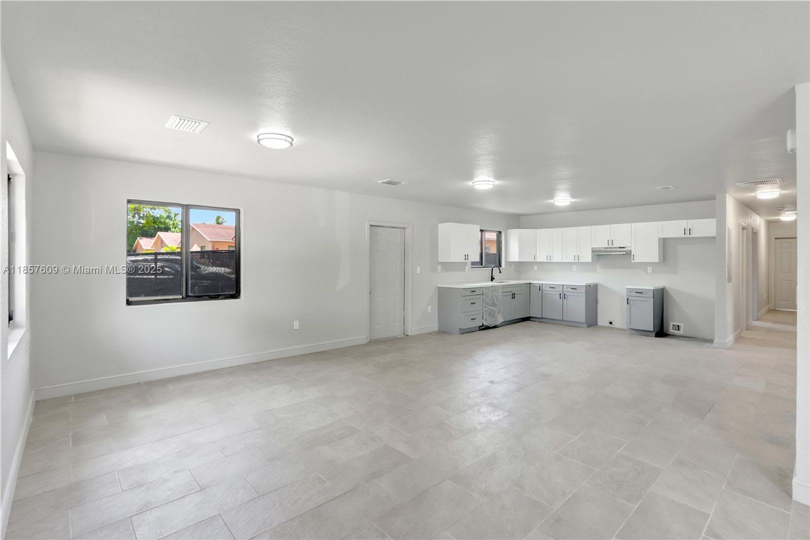 861 Nw 6Th Avenue 1 Pompano Beach Fl 33060 – photo 2