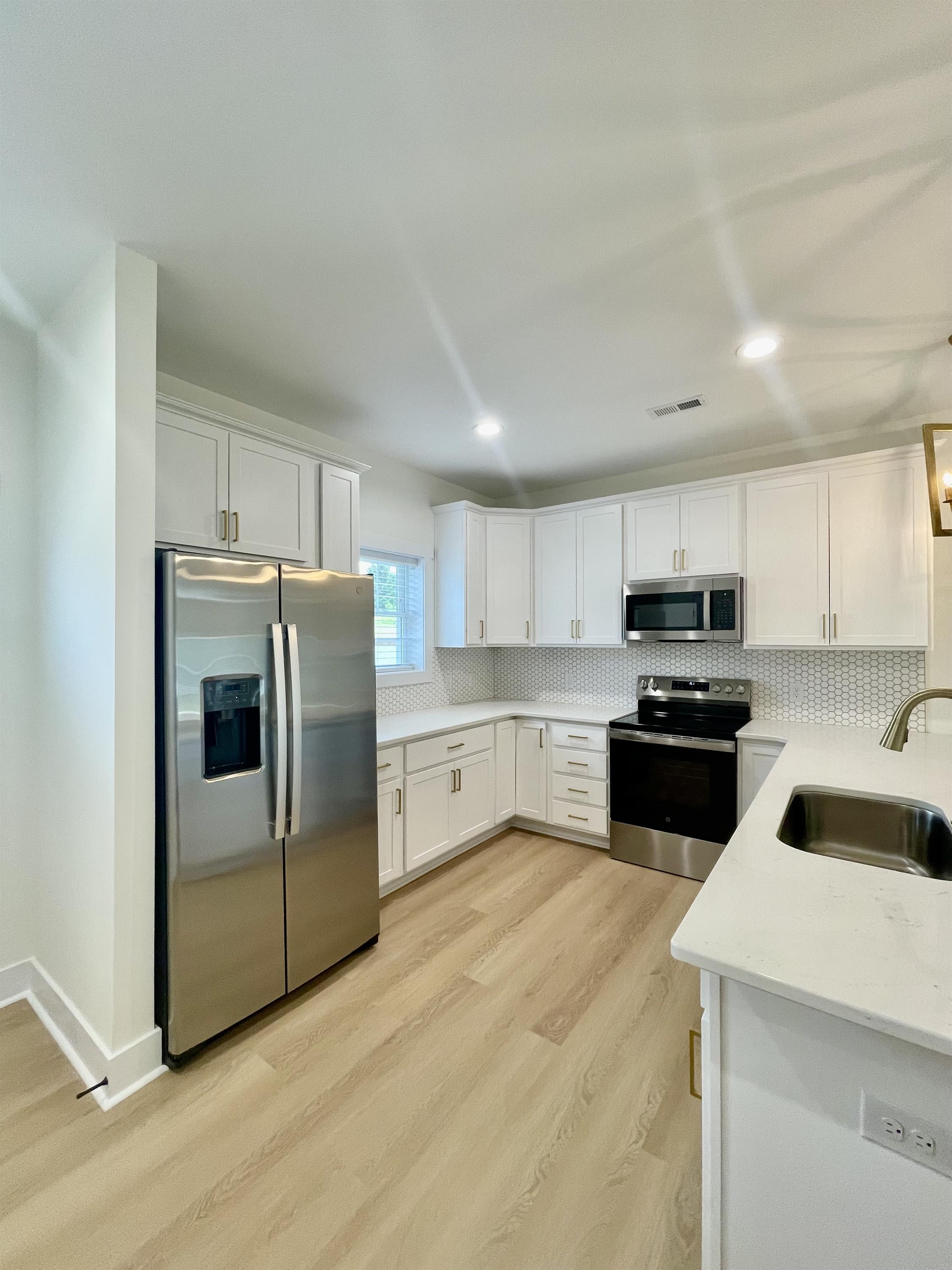 556 Leesville Road – photo 4