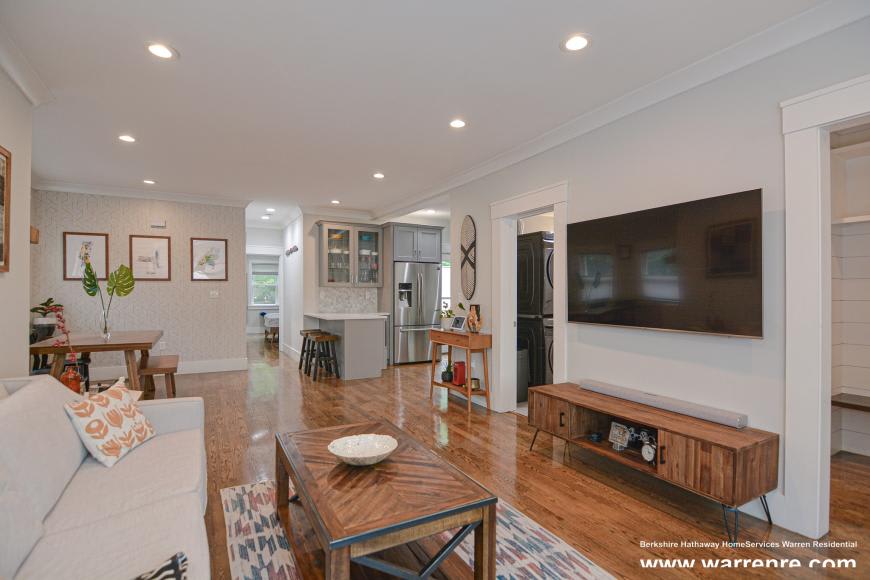 10 Grant St. – photo 1