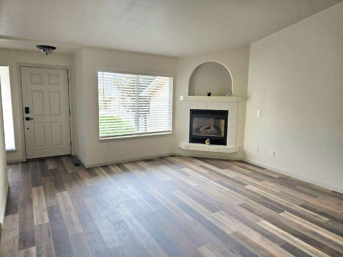 6425 Gilmore Grove – photo 5