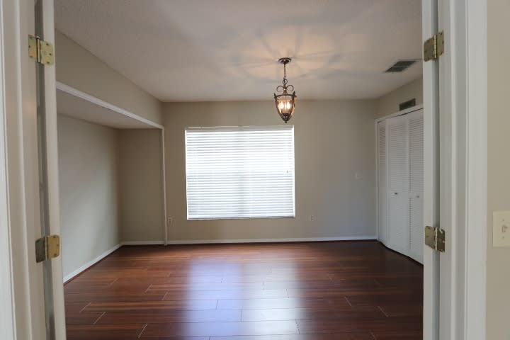 9438 Bud Wood St – photo 4