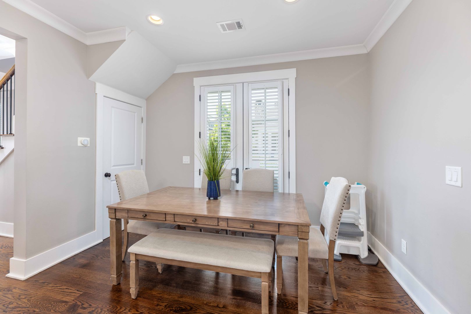 3Br/ 2.5Bath Townhome in the Heart of Old Town – photo 5