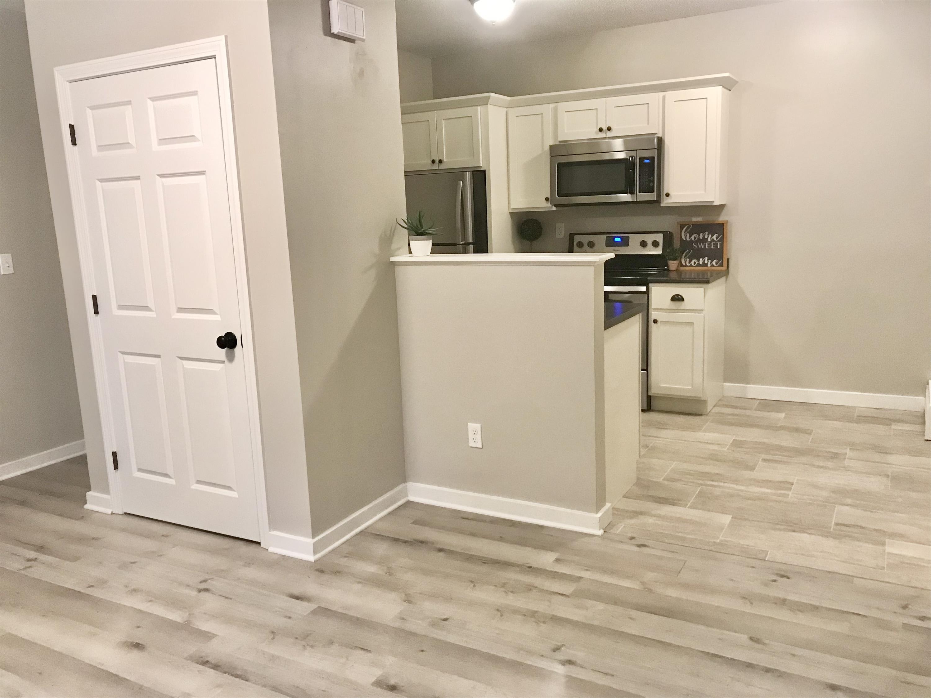 10 Harlow Street D – photo 2