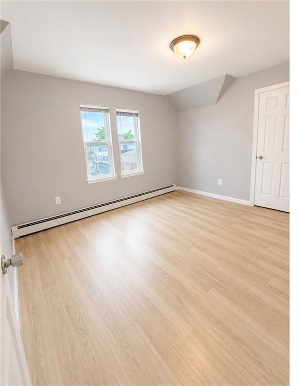 40 Norwich Ave – photo 5