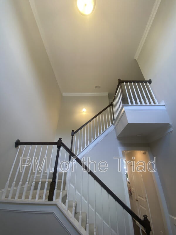2953 York Place Dr – photo 2
